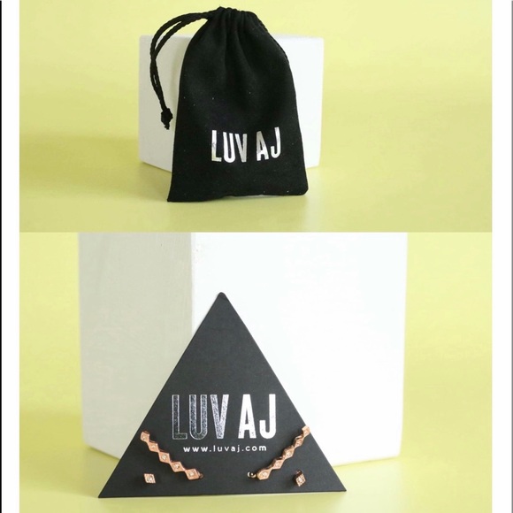 LUV AJ Diamond Kite Crawler Stud Set - Picture 3 of 7